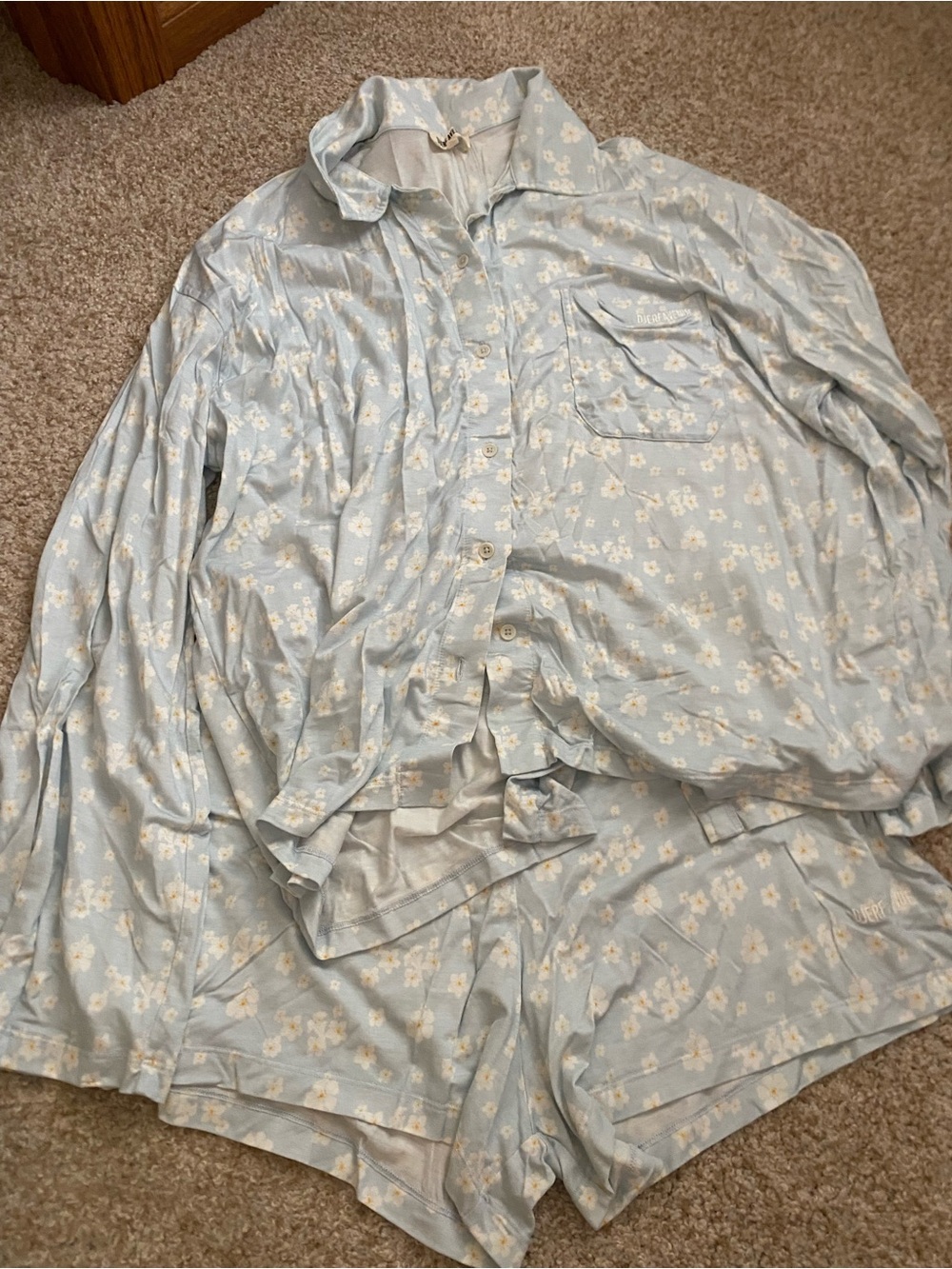 Djerf Avenue dream cake pj set